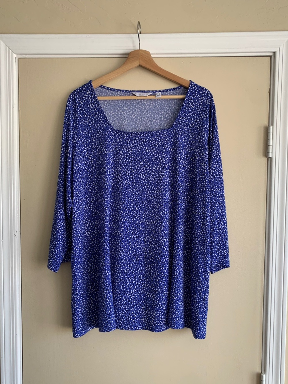 Susan Graver Liquid Knit Shirt 1X Blue Geometric Square Neck Career